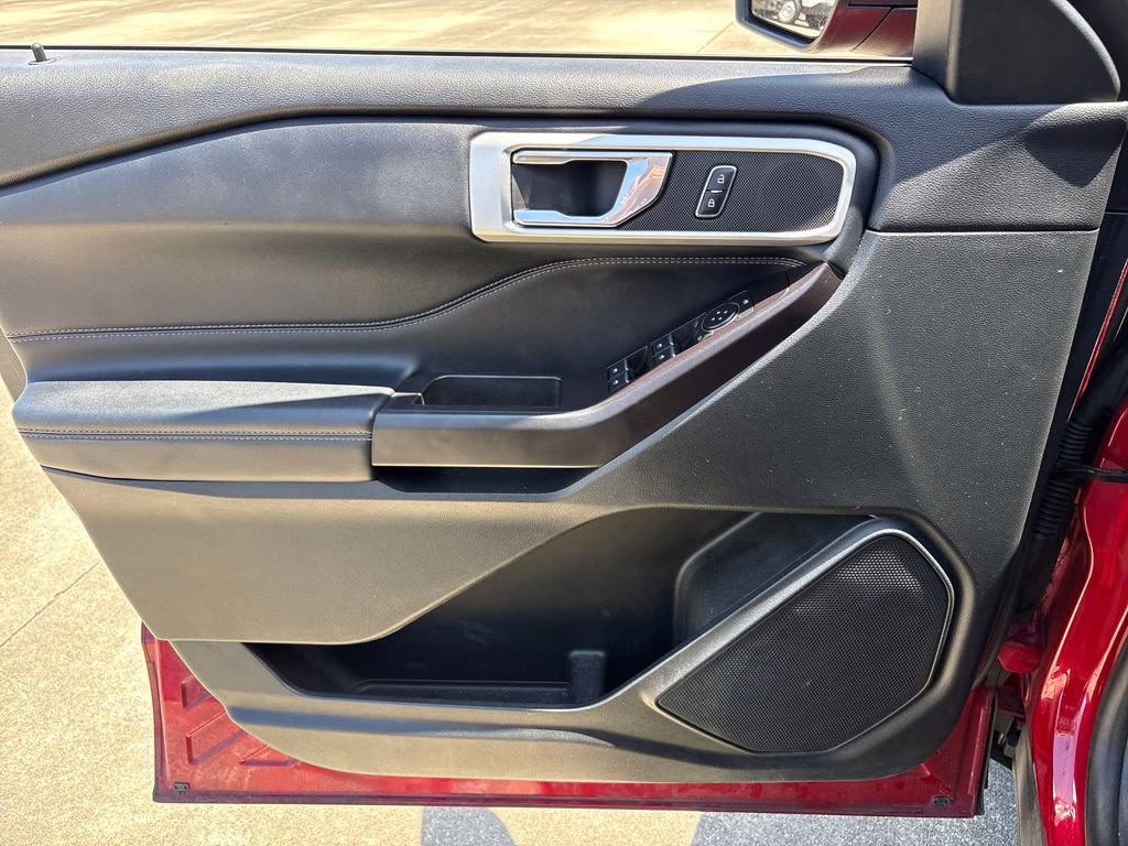 2020 Red Metallic Ford Explorer XLT RWD SUV