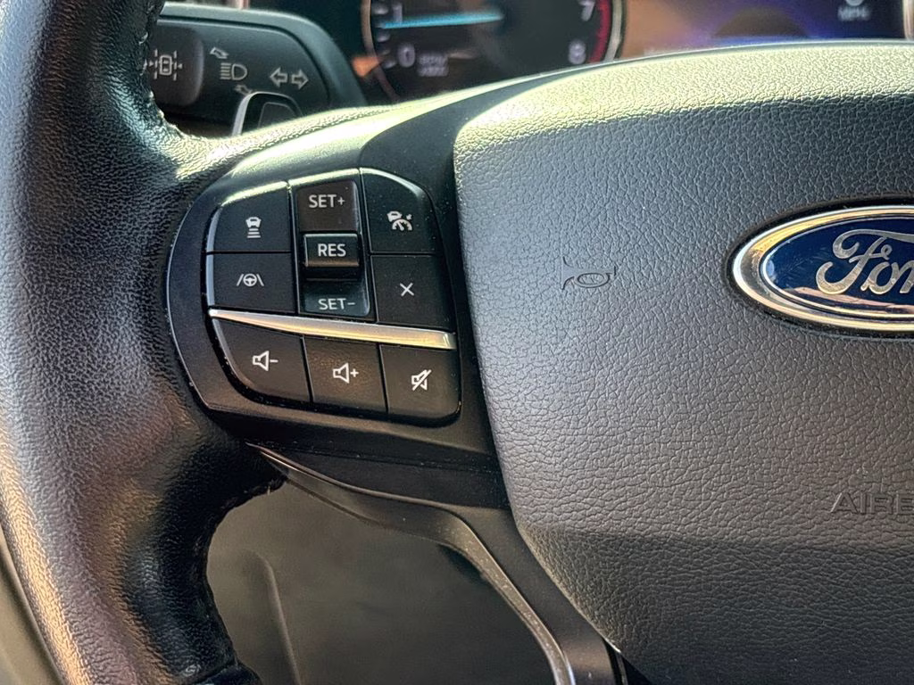 2020 Red Metallic Ford Explorer XLT RWD SUV