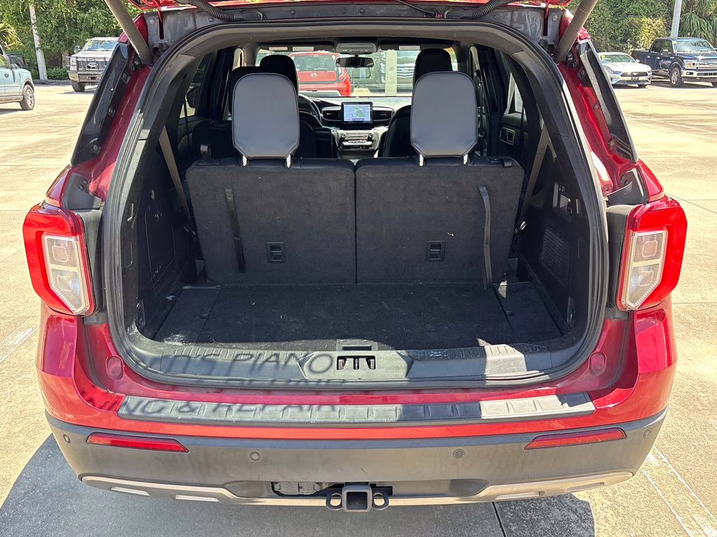 2020 Red Metallic Ford Explorer XLT RWD SUV