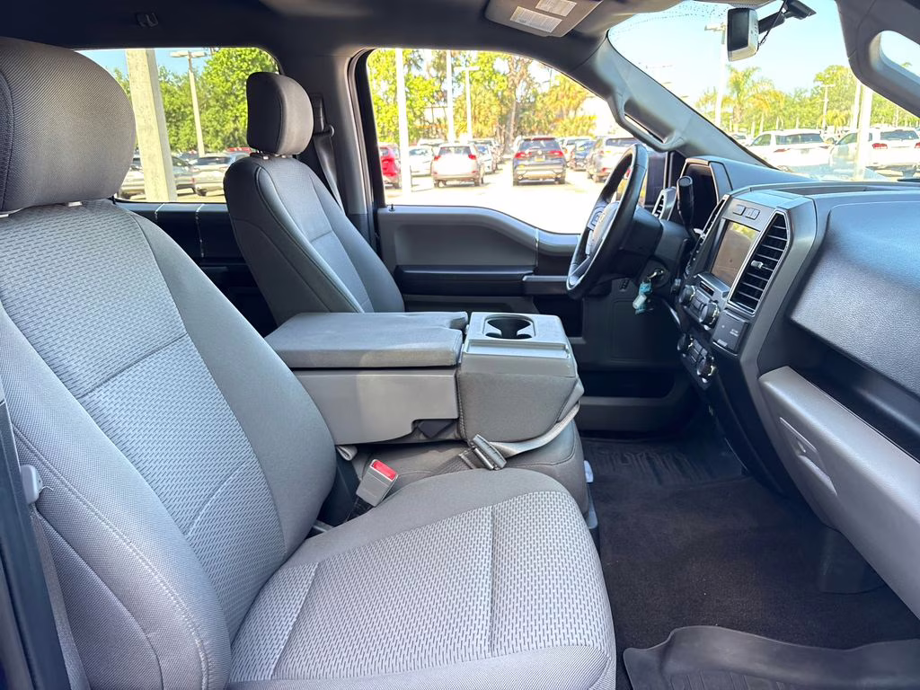 2020 Blue Ford F-150 XLT 4X4 Truck