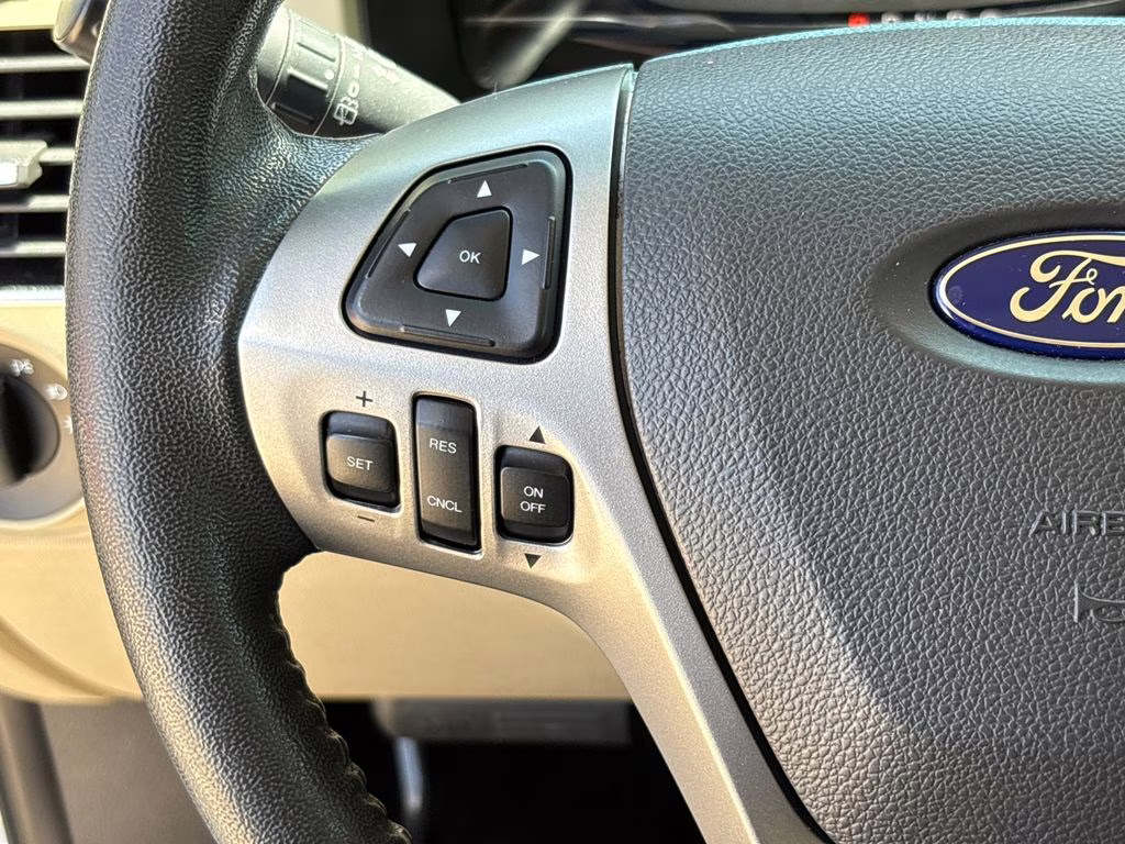 2019 Oxford White Ford Flex SEL FWD SUV