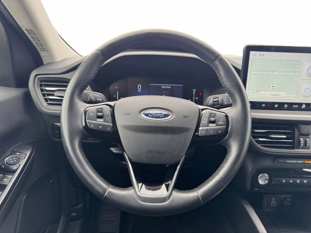 2024 Oxford White Ford Escape Active AWD SUV