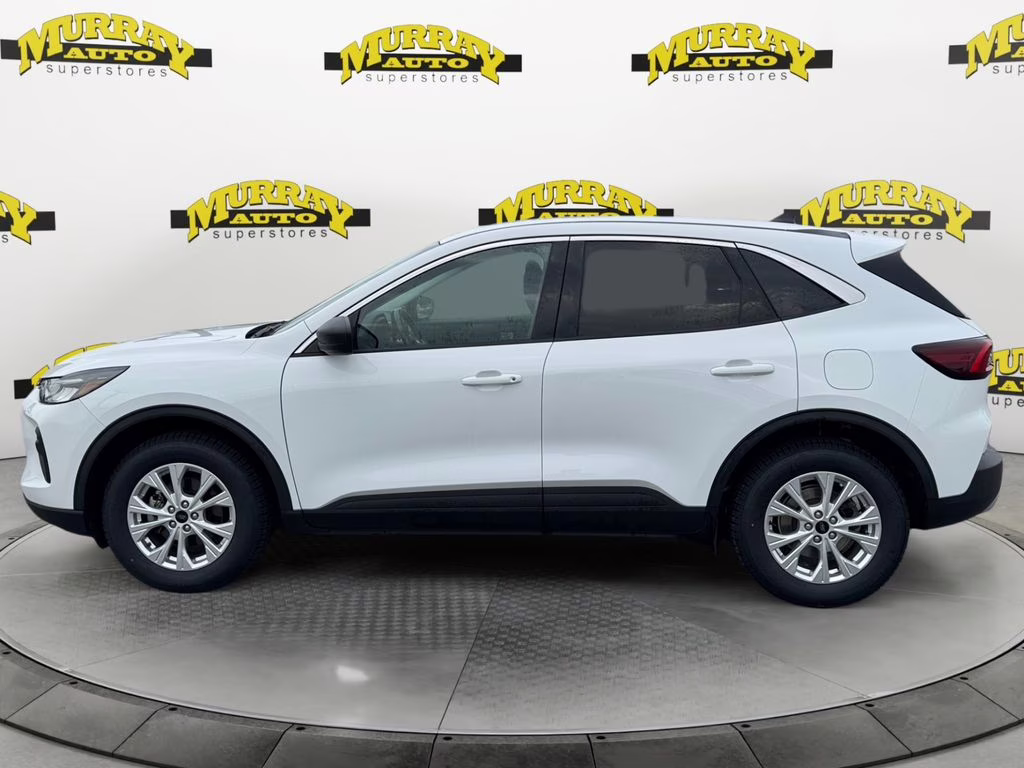 2024 Oxford White Ford Escape Active AWD SUV