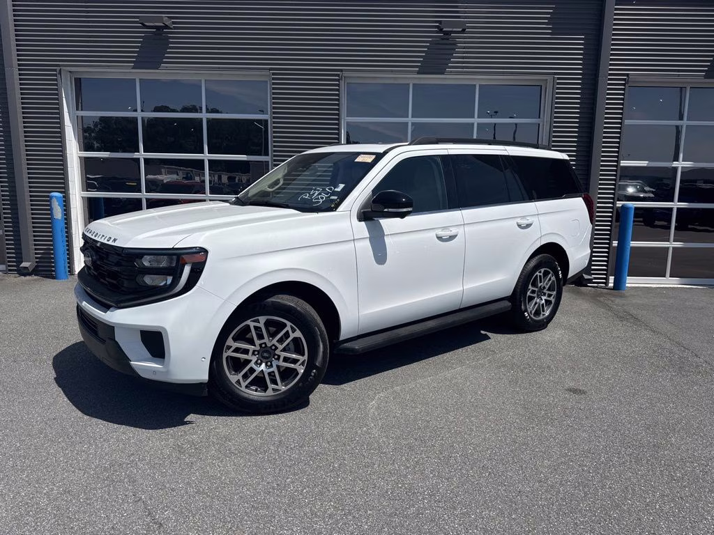 2025 Oxford White Ford Expedition Active RWD SUV