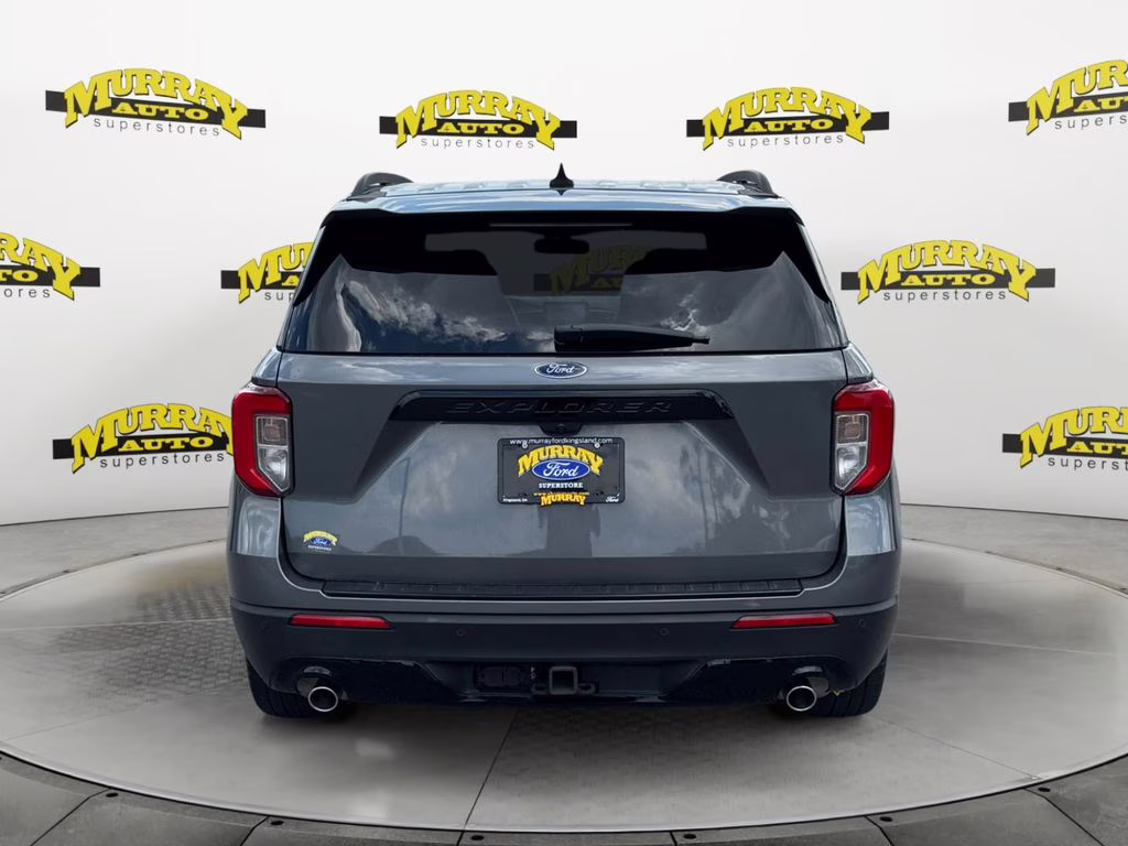 2023 Carbonized Gray Metallic Ford Explorer ST-Line RWD SUV
