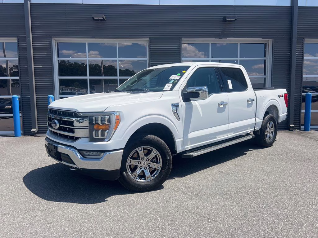 2023 Oxford White Ford F-150 Lariat 4X4 Truck
