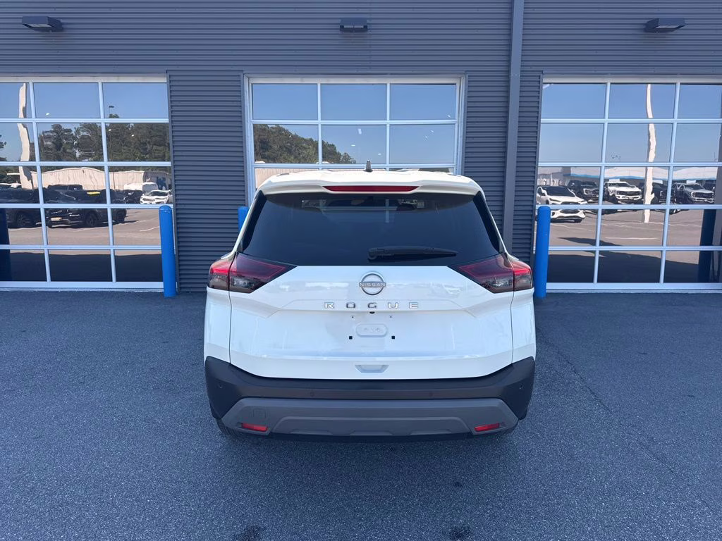 2023 Glacier White Nissan Rogue S FWD SUV