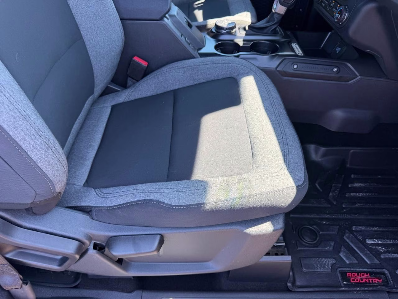 2025 Azure Gray Metallic Tri-Coat Ford Bronco Base 4X4 SUV