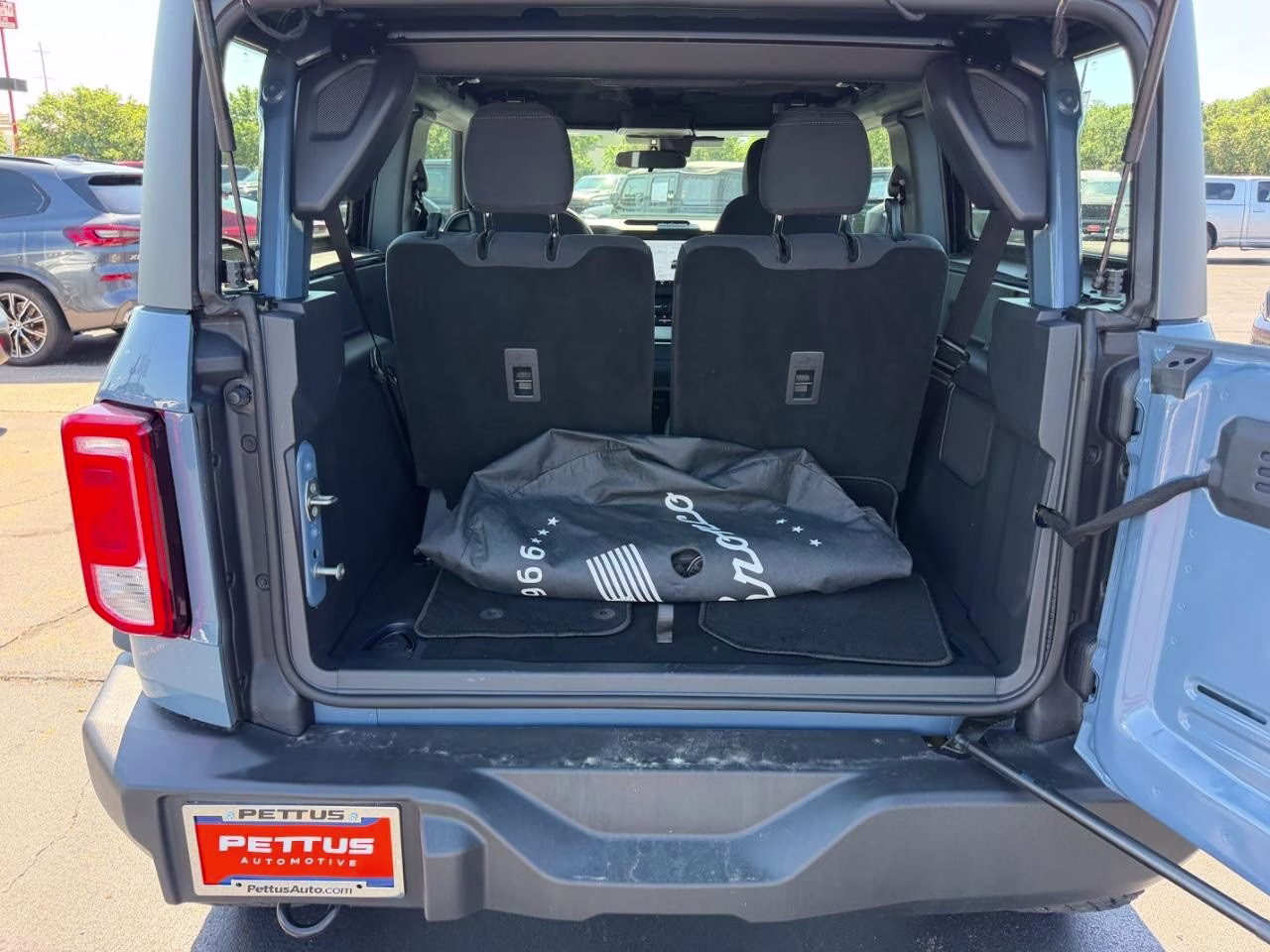 2025 Azure Gray Metallic Tri-Coat Ford Bronco Base 4X4 SUV