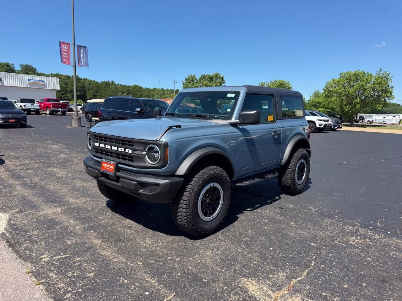 2025 Azure Gray Metallic Tri-Coat Ford Bronco Base 4X4 SUV