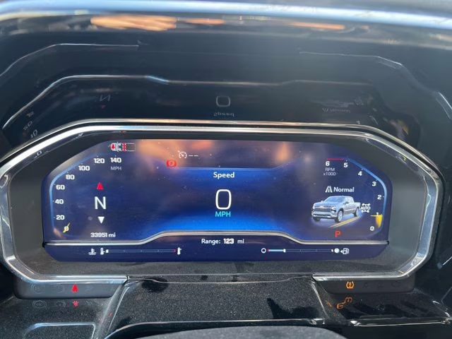 2024 Summit White Chevrolet Silverado 1500 RST 4X4 Truck