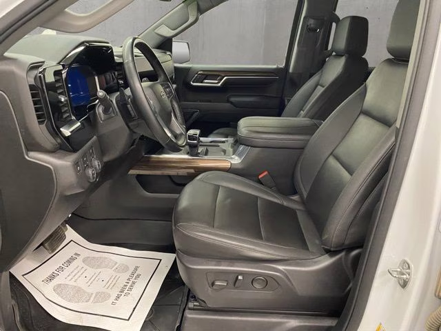 2024 Summit White Chevrolet Silverado 1500 RST 4X4 Truck