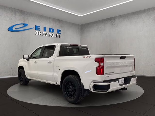2024 Summit White Chevrolet Silverado 1500 RST 4X4 Truck