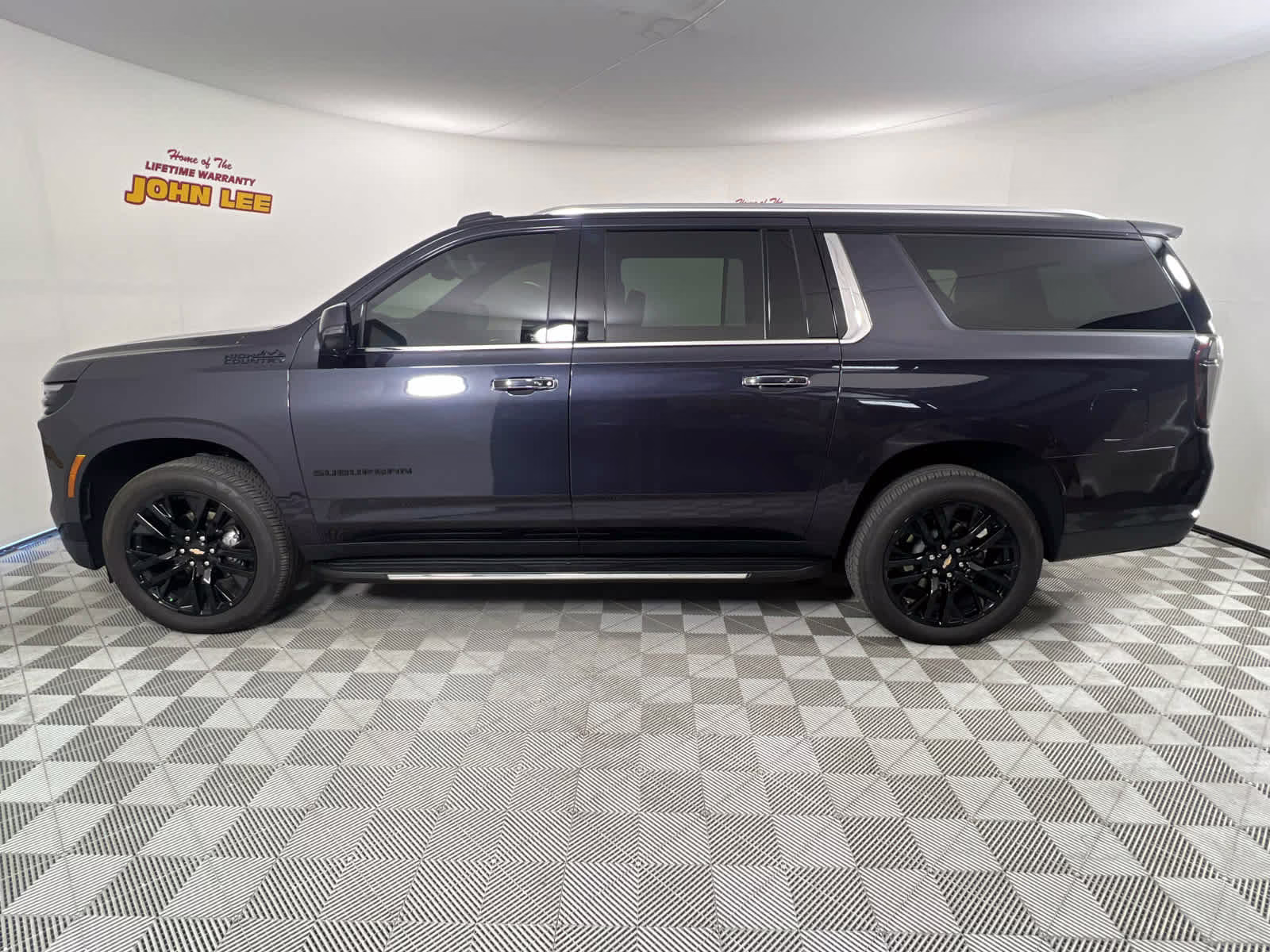 2025 Dark Ash Metallic Chevrolet Suburban High Country 4X4 SUV
