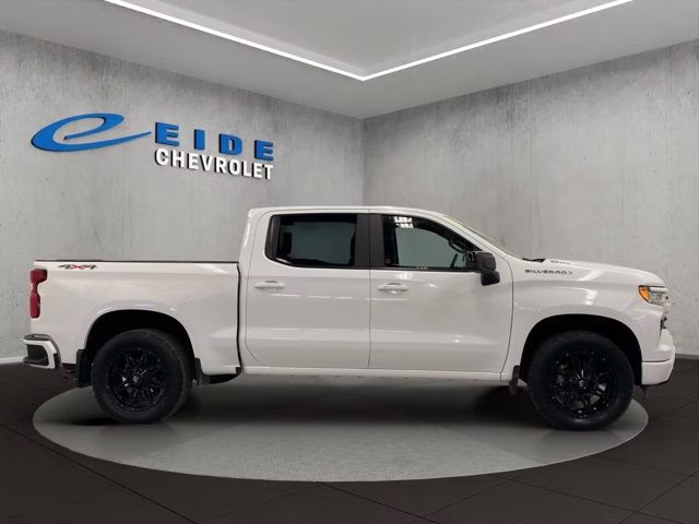 2024 Summit White Chevrolet Silverado 1500 RST 4X4 Truck
