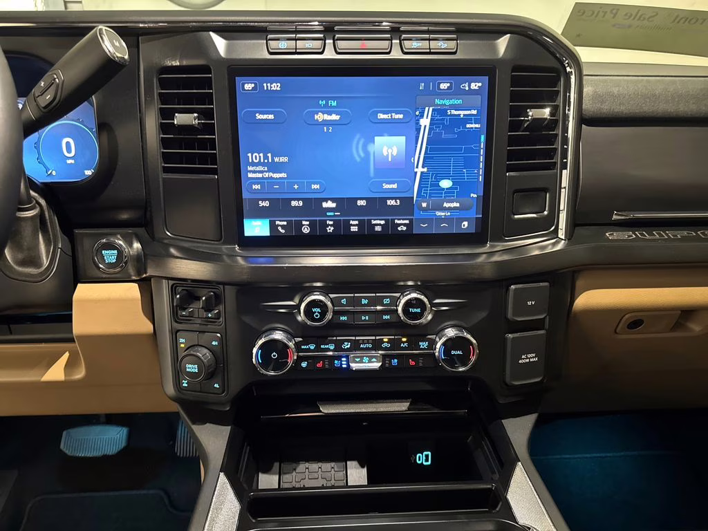 2023 White Metallic Ford Super Duty F-250 SRW Lariat 4X4 Truck