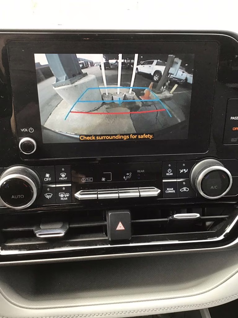 2023 Moon Dust Toyota Highlander LE AWD SUV