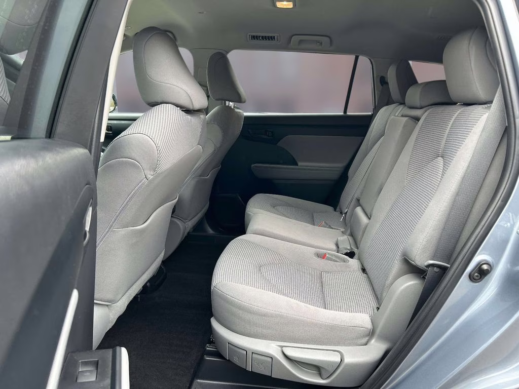 2023 Moon Dust Toyota Highlander LE AWD SUV