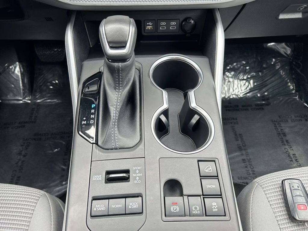 2023 Moon Dust Toyota Highlander LE AWD SUV