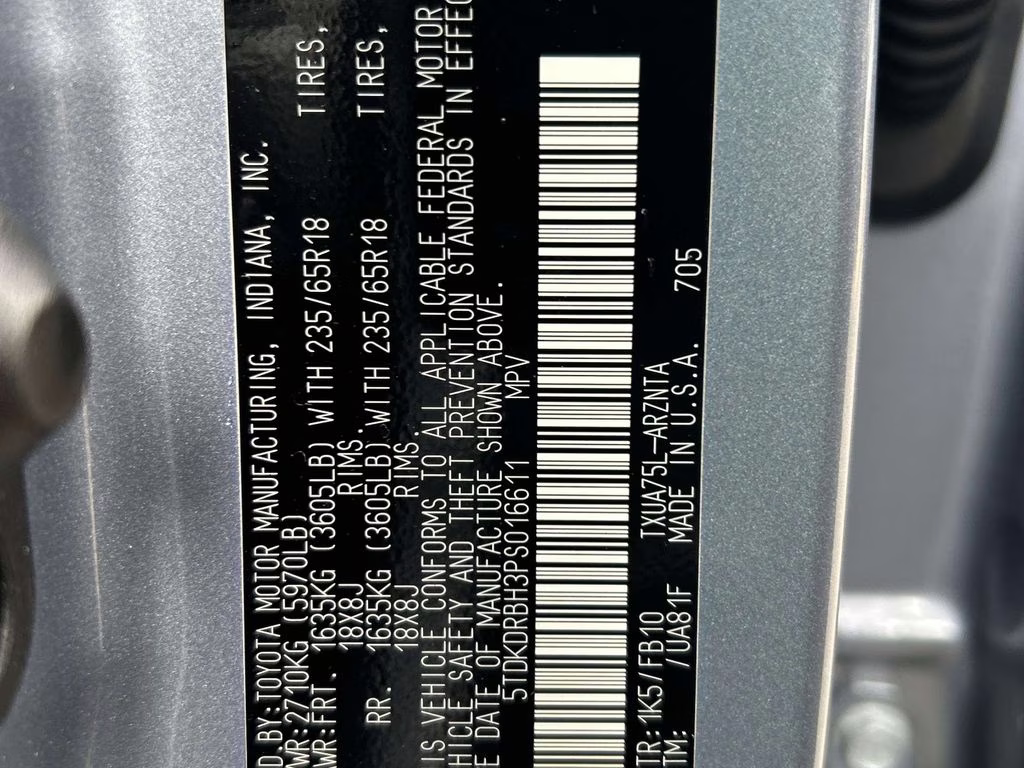 2023 Moon Dust Toyota Highlander LE AWD SUV