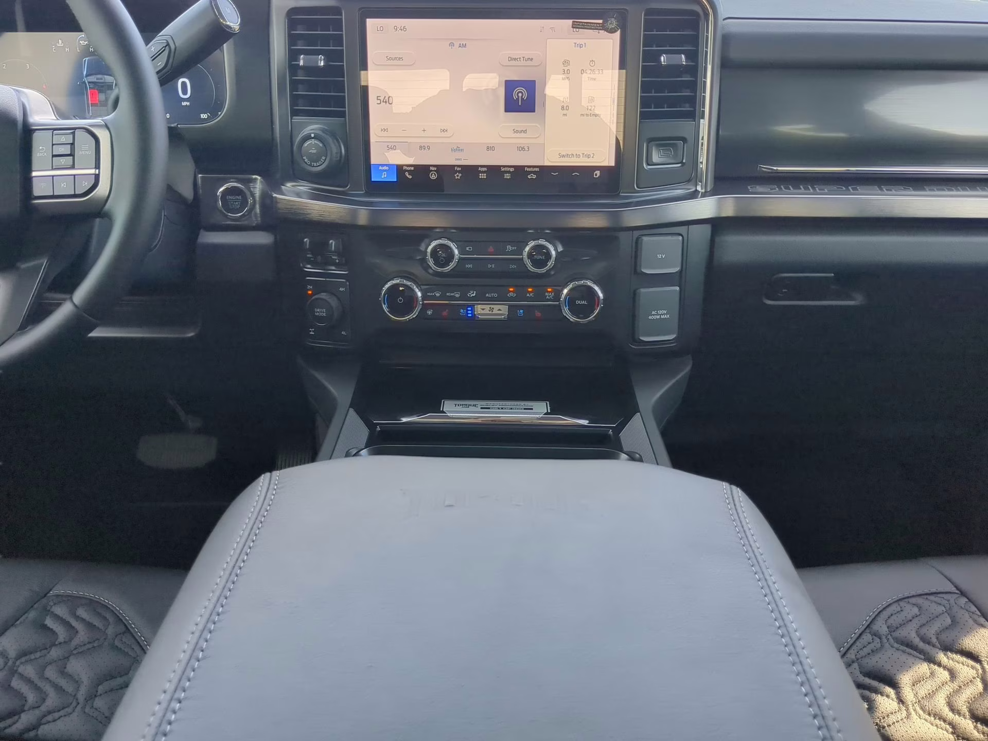 2026 Star White Metallic Tri-Coat Ford Super Duty F-250 SRW LARIAT Crew Cab Pickup 4X4 Truck