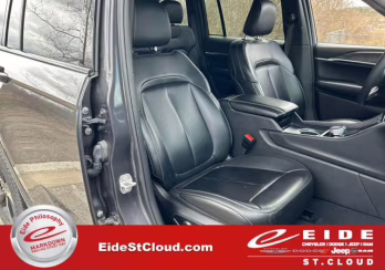 2024 Baltic Gray Metallic Clearcoat Jeep Grand Cherokee Limited 4X4 SUV