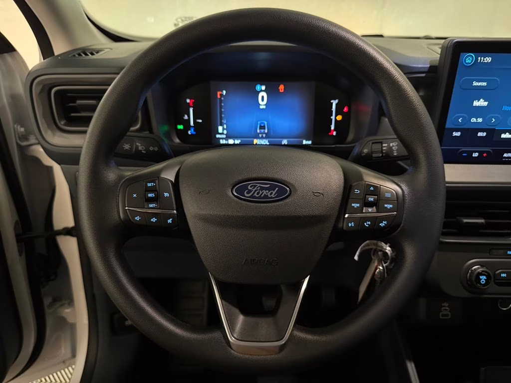 2026 Oxford White Ford Maverick XL FWD Truck