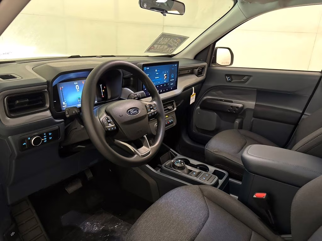 2026 Oxford White Ford Maverick XL FWD Truck