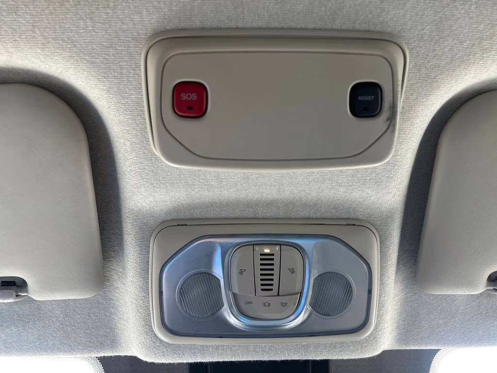 2023 Bright White Clearcoat Ram ProMaster 2500 High Roof FWD Van