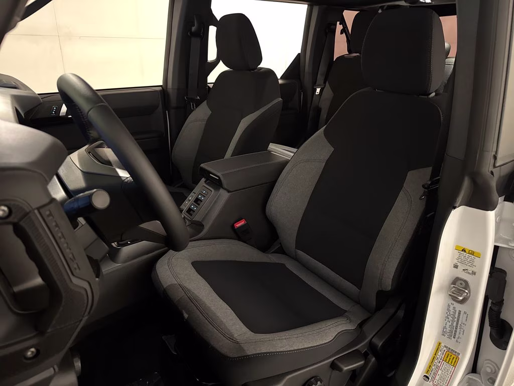 2026 Oxford White Ford Bronco Big Bend 4X4 SUV