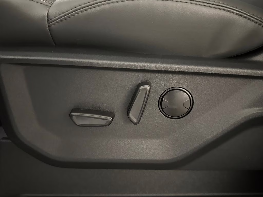 2026 Agate Black Metallic Ford Expedition Active RWD SUV