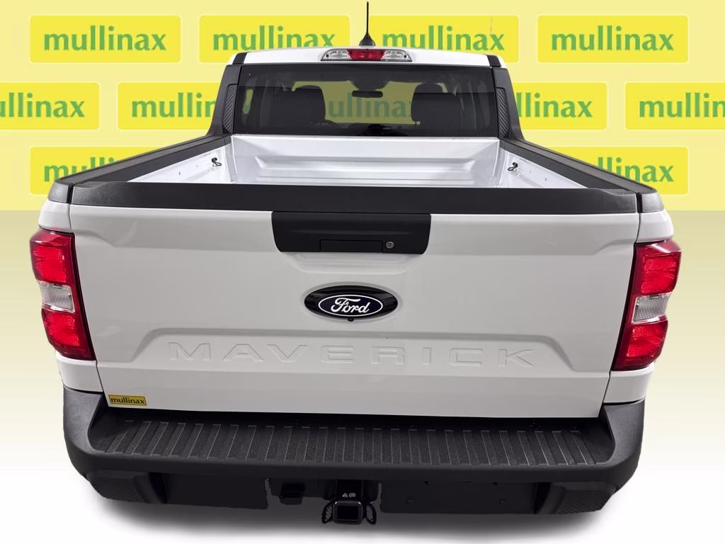 2026 Oxford White Ford Maverick XL FWD Truck