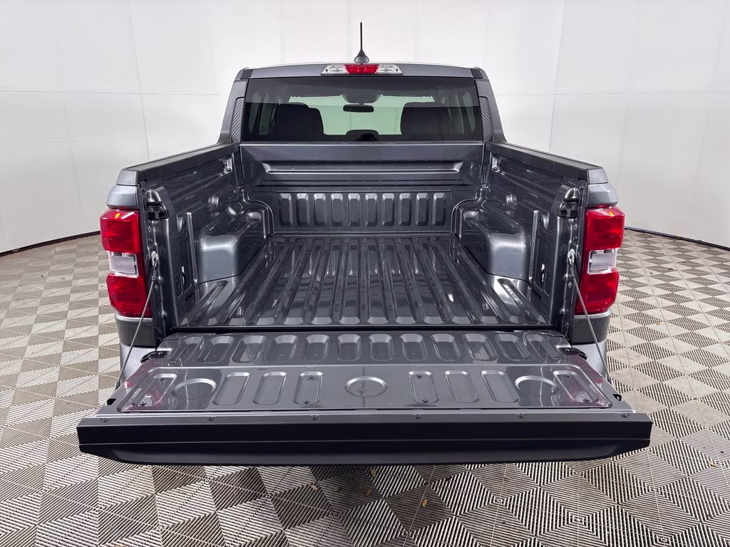 2026 Gray Metallic Ford Maverick XL FWD Truck