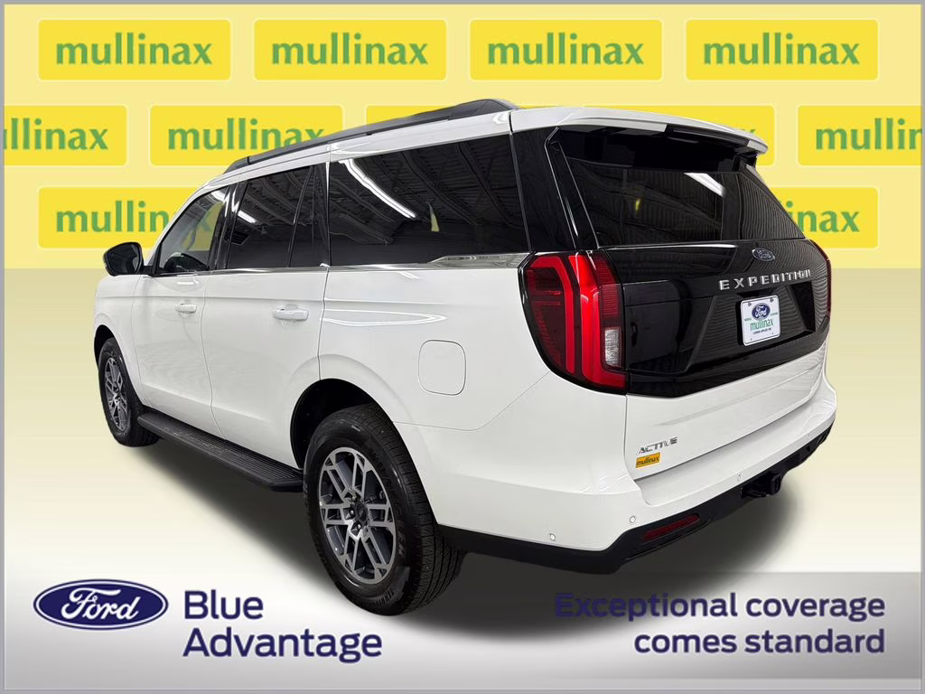 2025 Star White Metallic Tri-Coat Ford Expedition Active RWD SUV