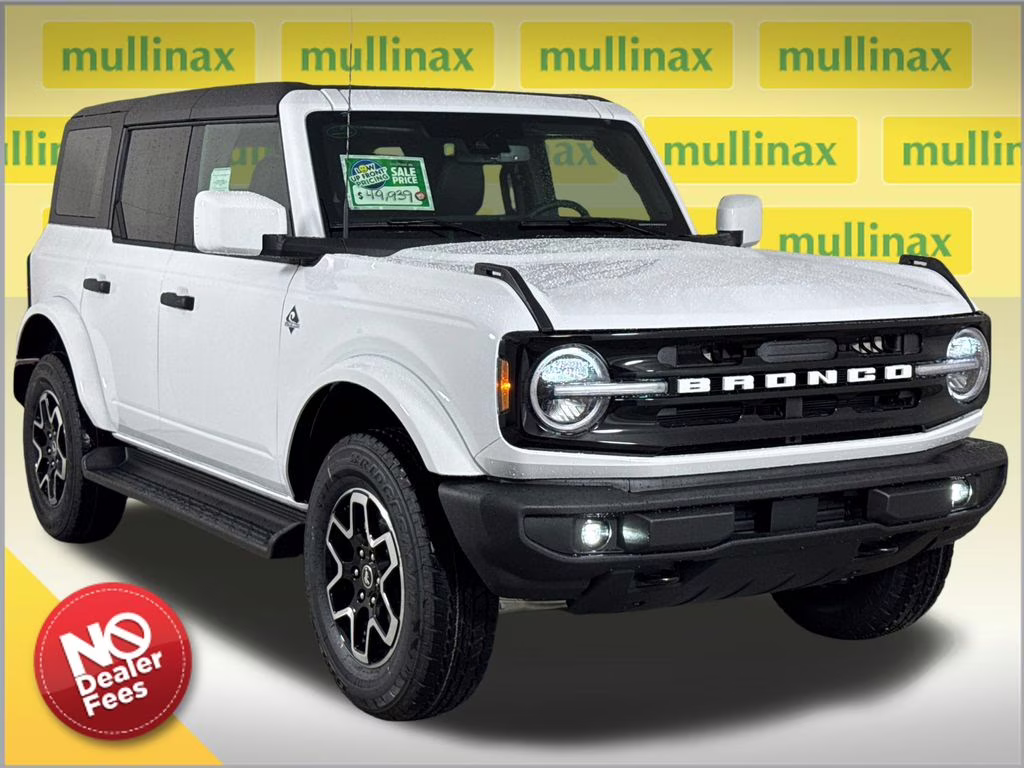 2026 Oxford White Ford Bronco Outer Banks 4X4 SUV