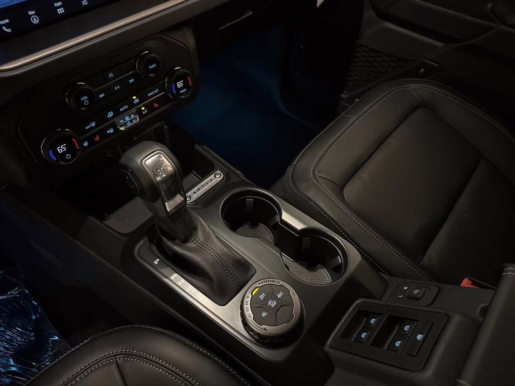 2026 Oxford White Ford Bronco Outer Banks 4X4 SUV