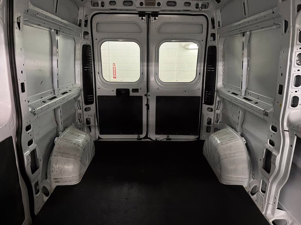 2023 Bright White Clearcoat Ram ProMaster 2500 High Roof FWD Van