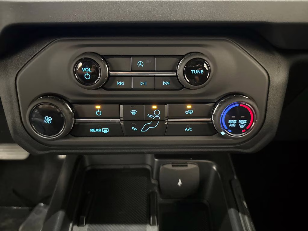 2026 Oxford White Ford Bronco Big Bend 4X4 SUV