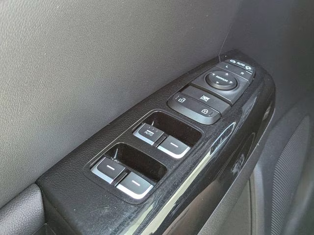 2021 Pacific Blue Kia Sportage EX AWD SUV