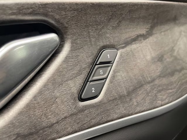 2024 Baltic Gray Metallic Clearcoat Jeep Grand Cherokee Limited 4X4 SUV