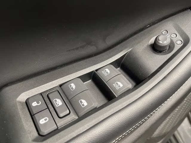 2024 Baltic Gray Metallic Clearcoat Jeep Grand Cherokee Limited 4X4 SUV