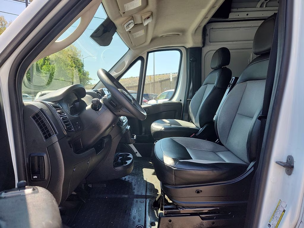 2023 Bright White Clearcoat Ram ProMaster 2500 High Roof FWD Van