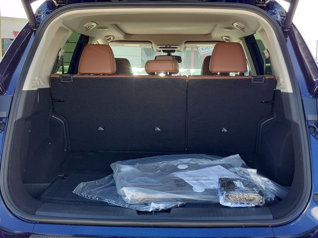 2026 Deep Ocean Blue Pearl Nissan Rogue Platinum AWD SUV
