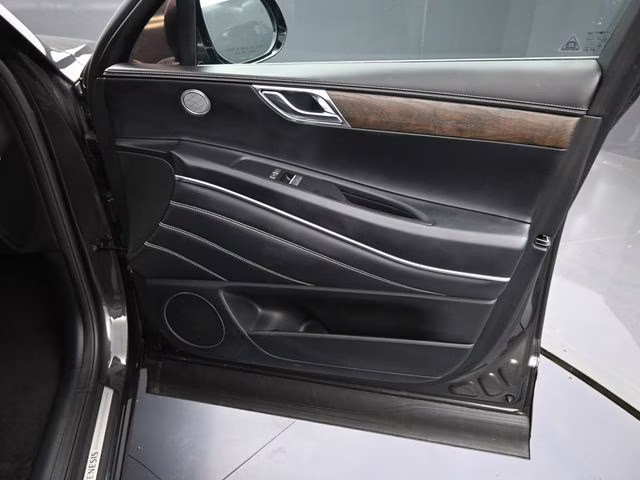 2024 Makalu Gray Genesis GV80 2.5T AWD SUV