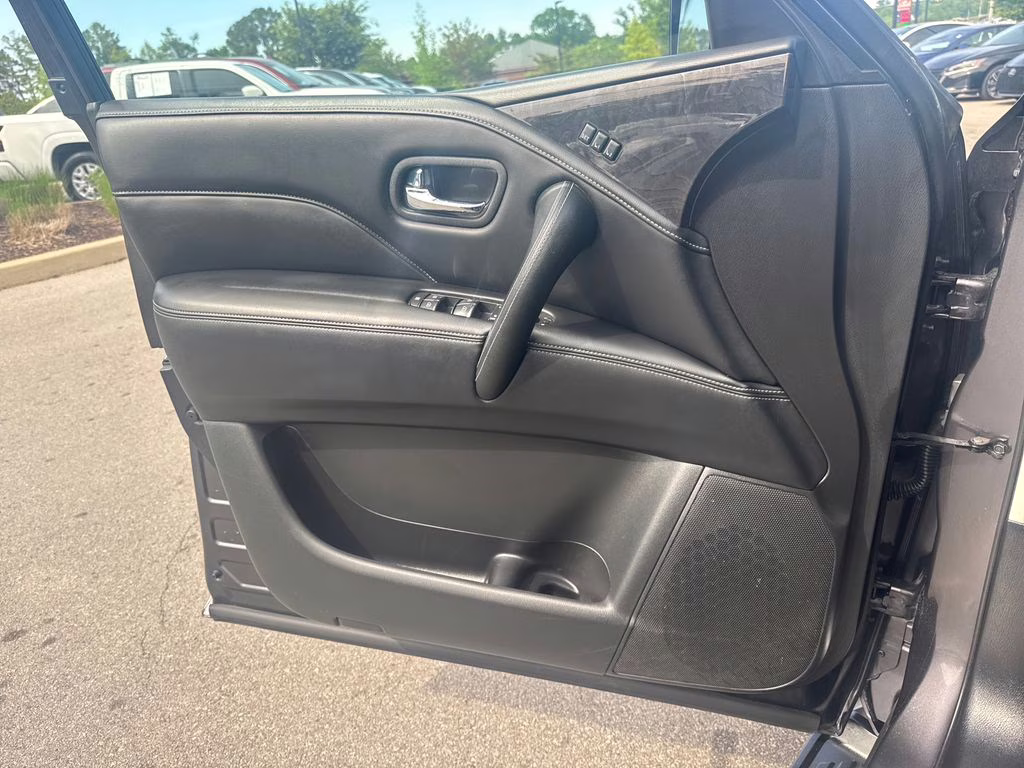 2024 Anthracite Gray INFINITI QX80 LUXE 4X4 SUV