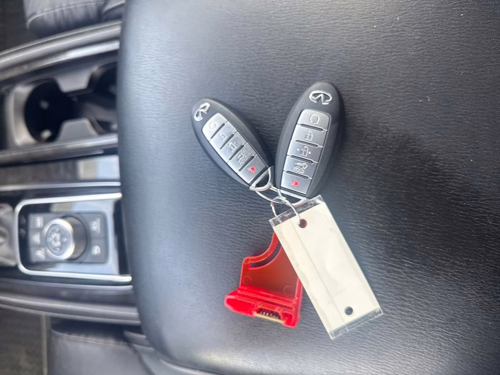 2024 Anthracite Gray INFINITI QX80 LUXE 4X4 SUV