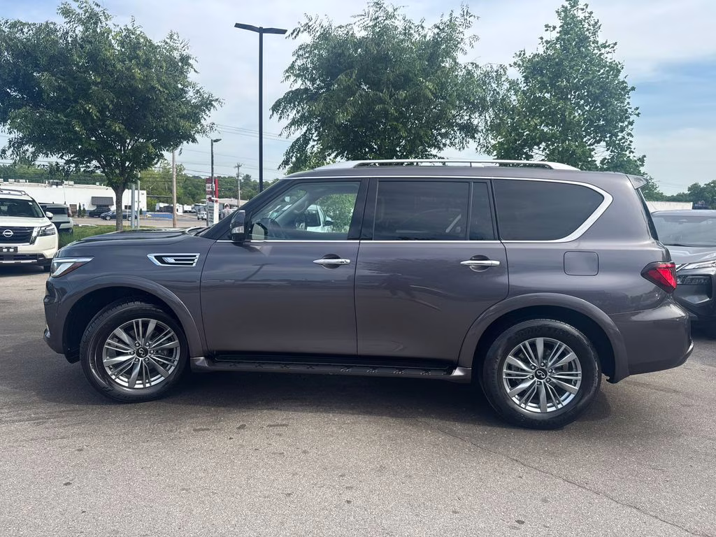 2024 Anthracite Gray INFINITI QX80 LUXE 4X4 SUV