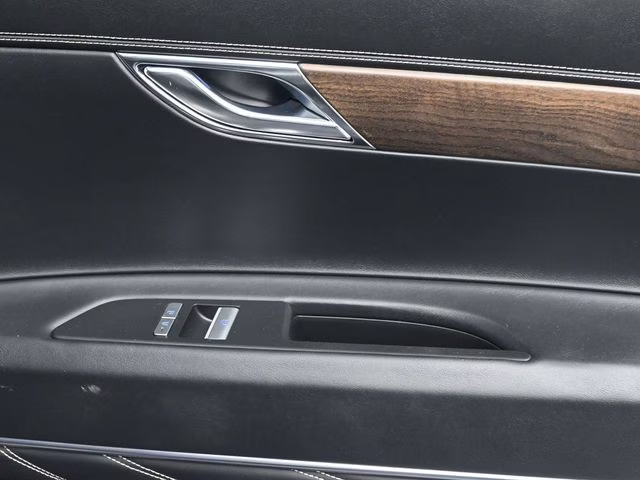 2024 Makalu Gray Genesis GV80 2.5T AWD SUV