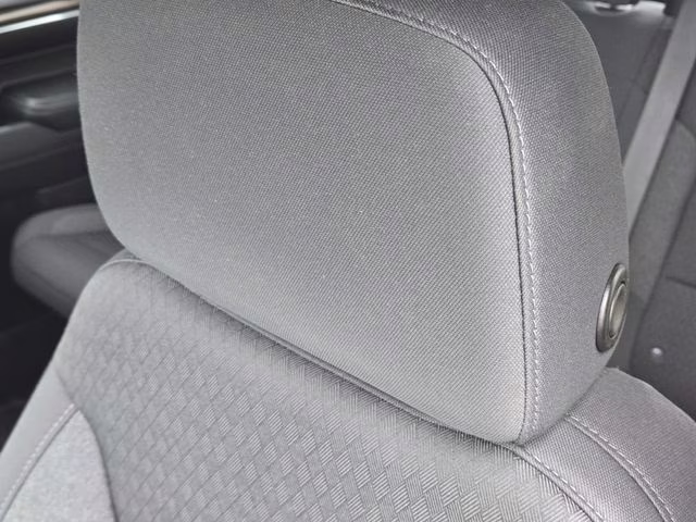 2024 Summit White Chevrolet Silverado 1500 LT 4X4 Truck
