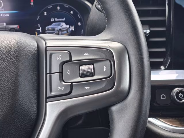 2024 Summit White Chevrolet Silverado 1500 LT 4X4 Truck